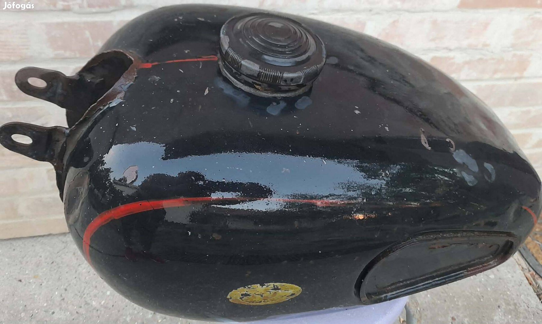 Pannónia benzintank