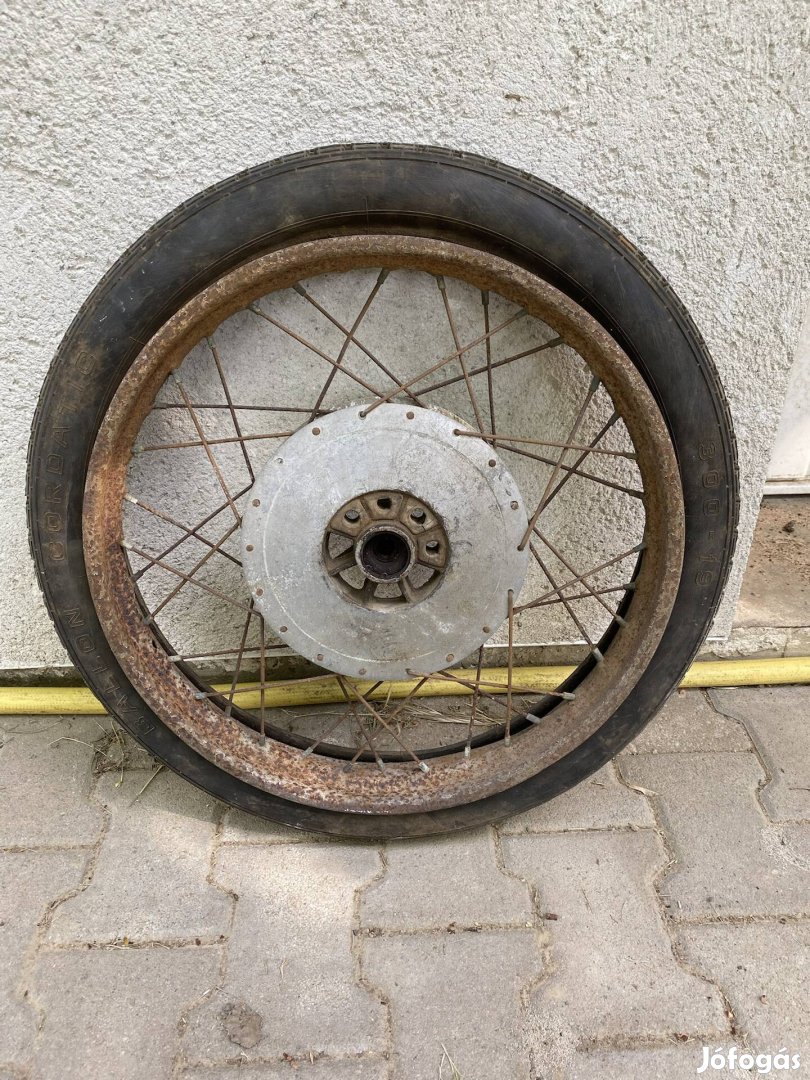 Pannónia motorkerékpár kerék 