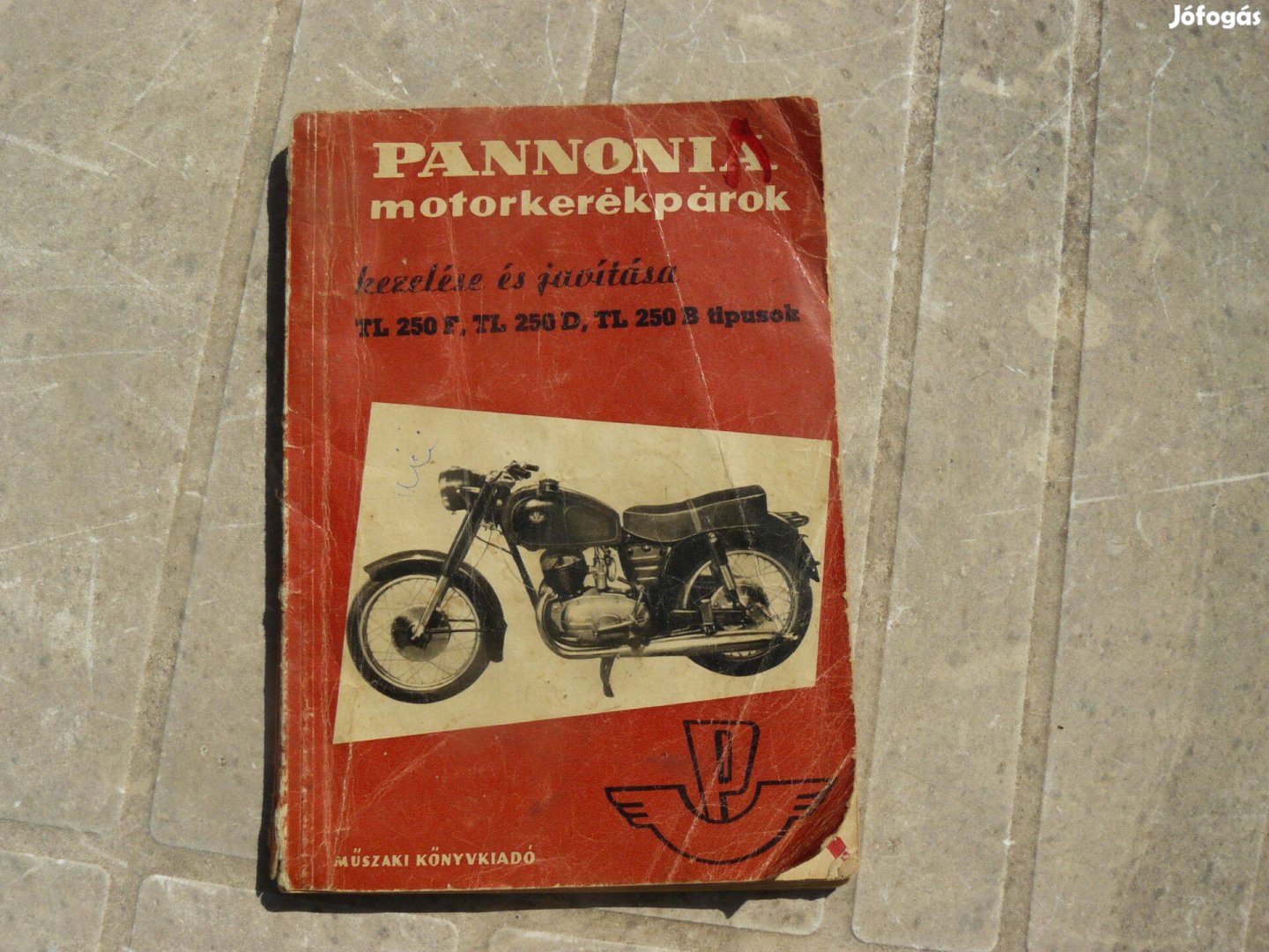 Pannónia motorkerékpár kezelési , javítási könyv