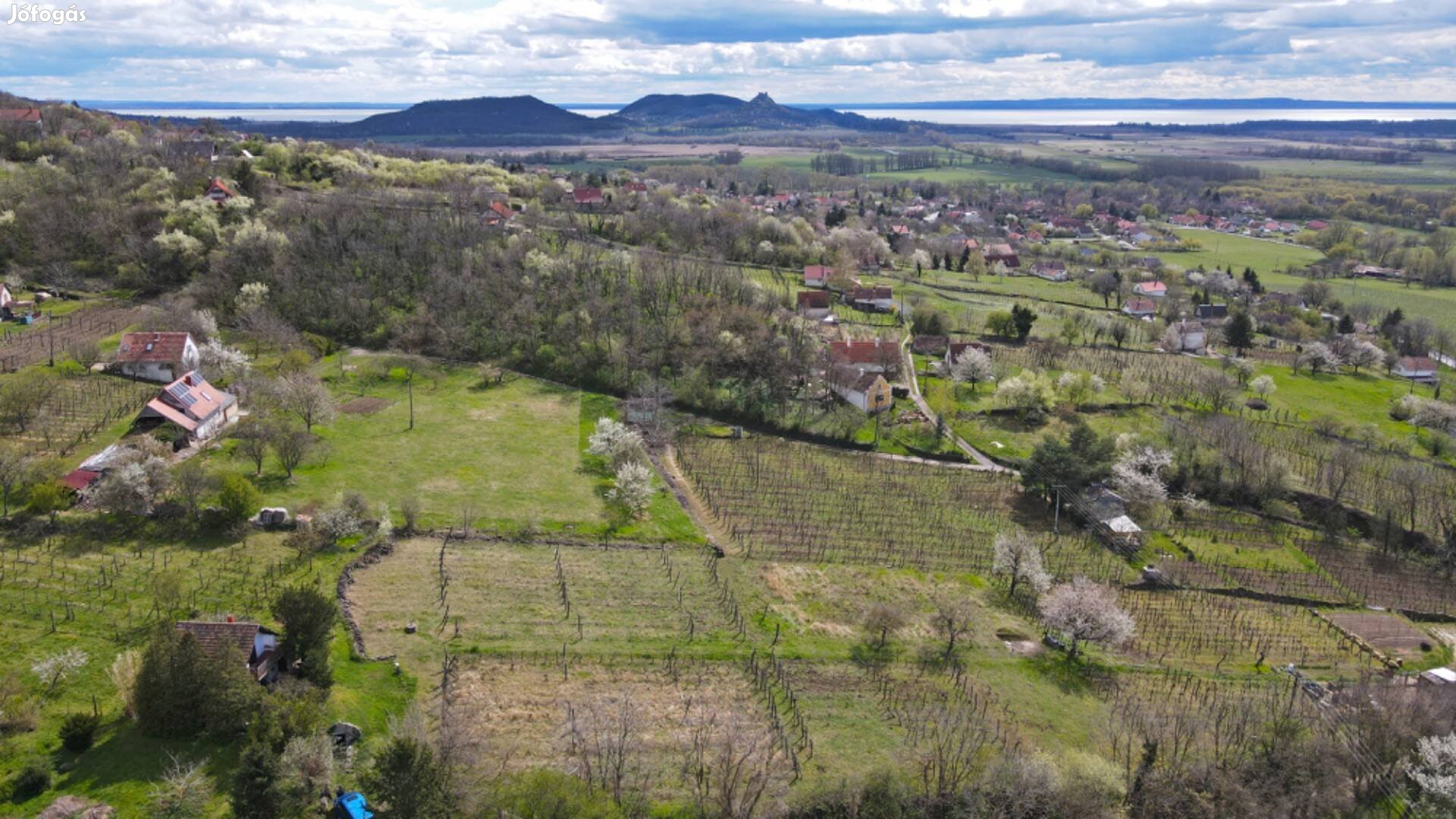 Panorámás építhető telek a Szent György - hegyen