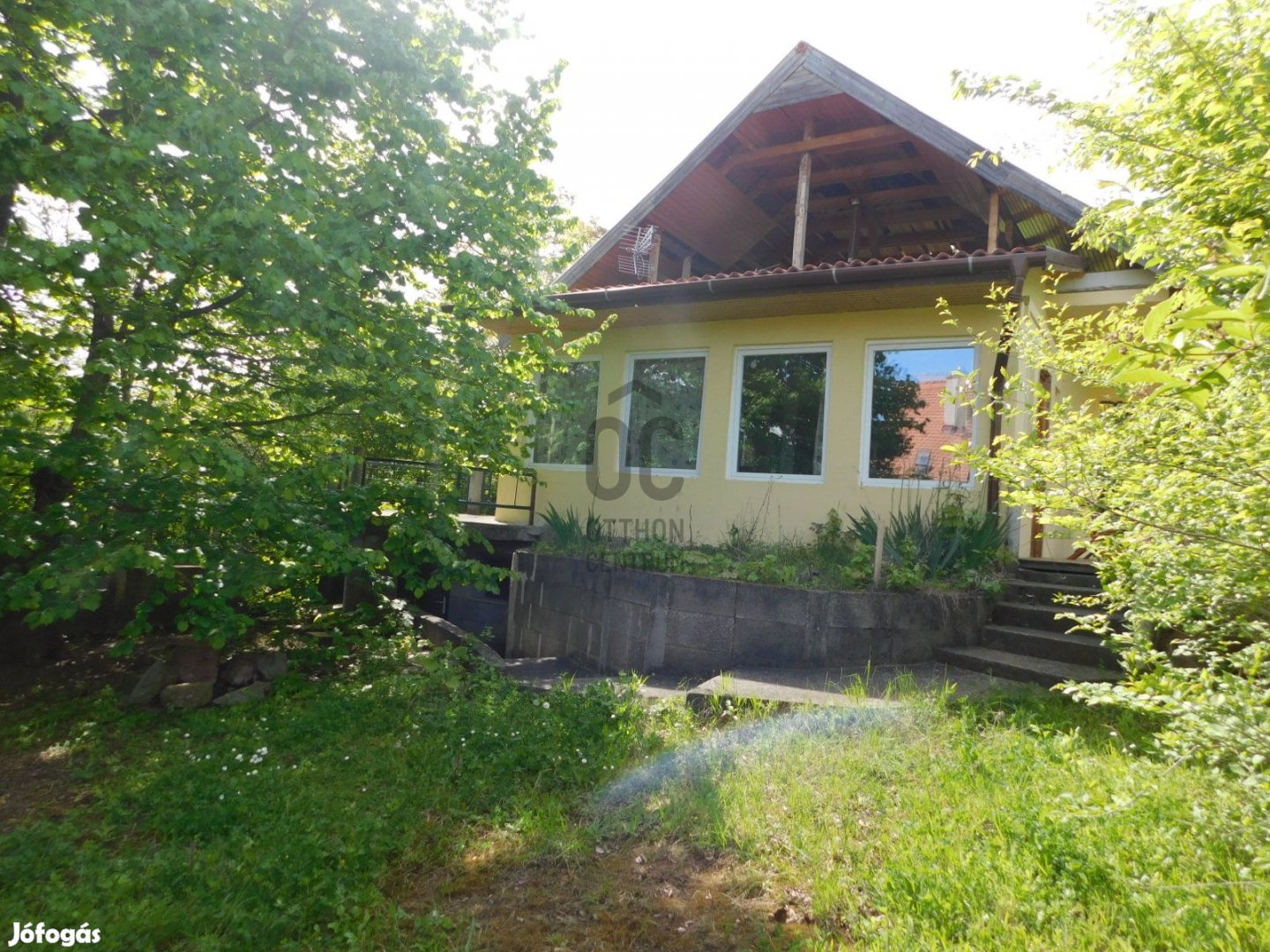 Panorámás ház Nagymaroson!