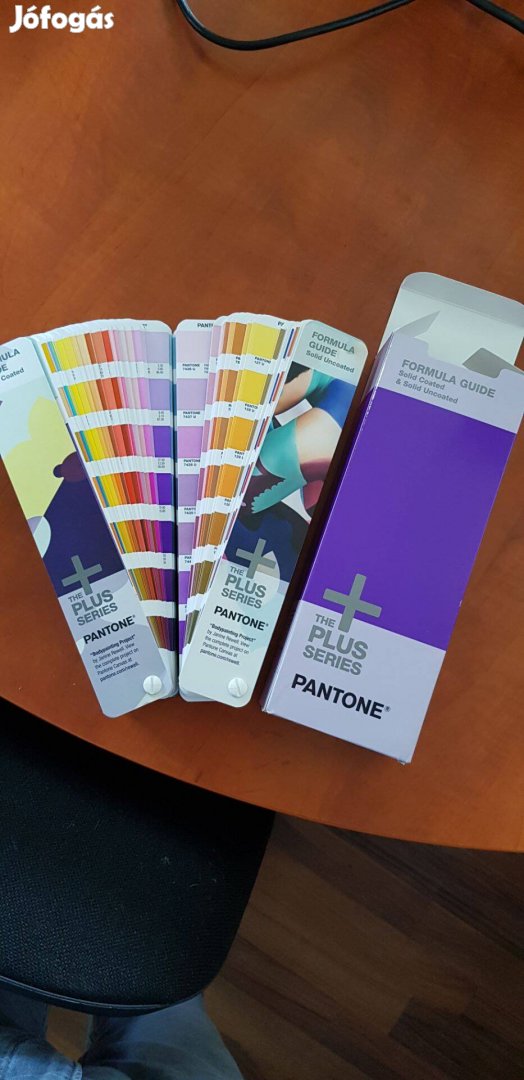 Pantone színskála