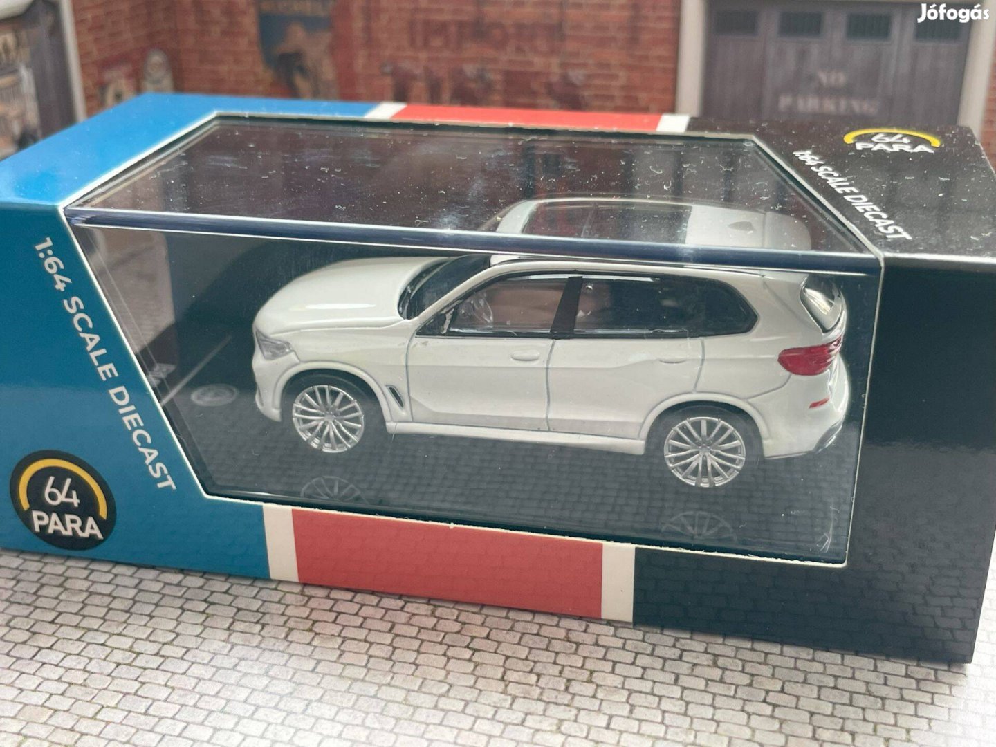Para64 BMW X5 modellautó 1:64 méretben