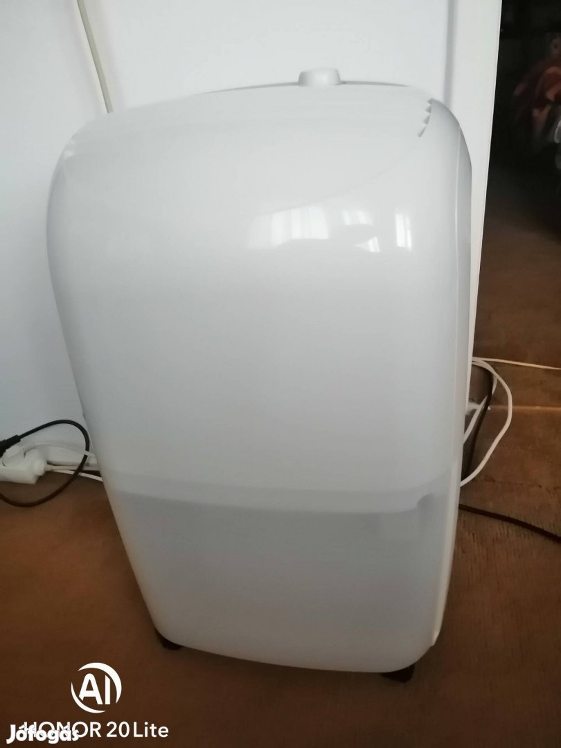 Páramentesítő készülék