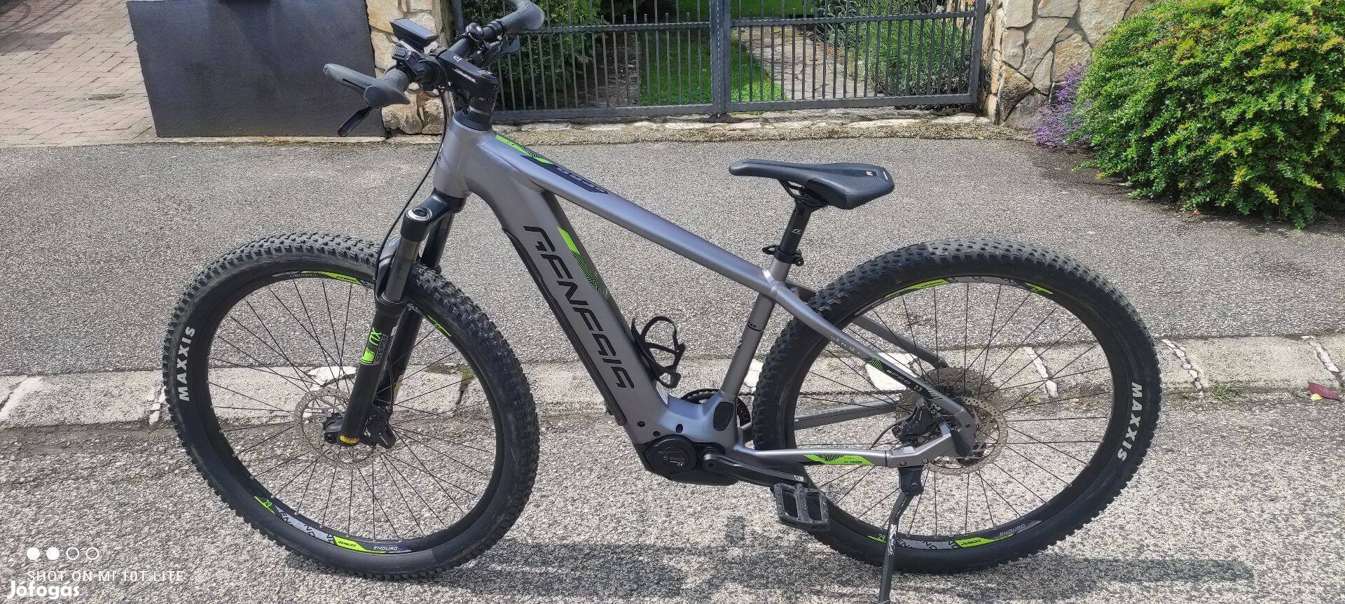 Párban Mint azúj Genesis Bosch CX750 elektromos kerékpár pedelec ebike