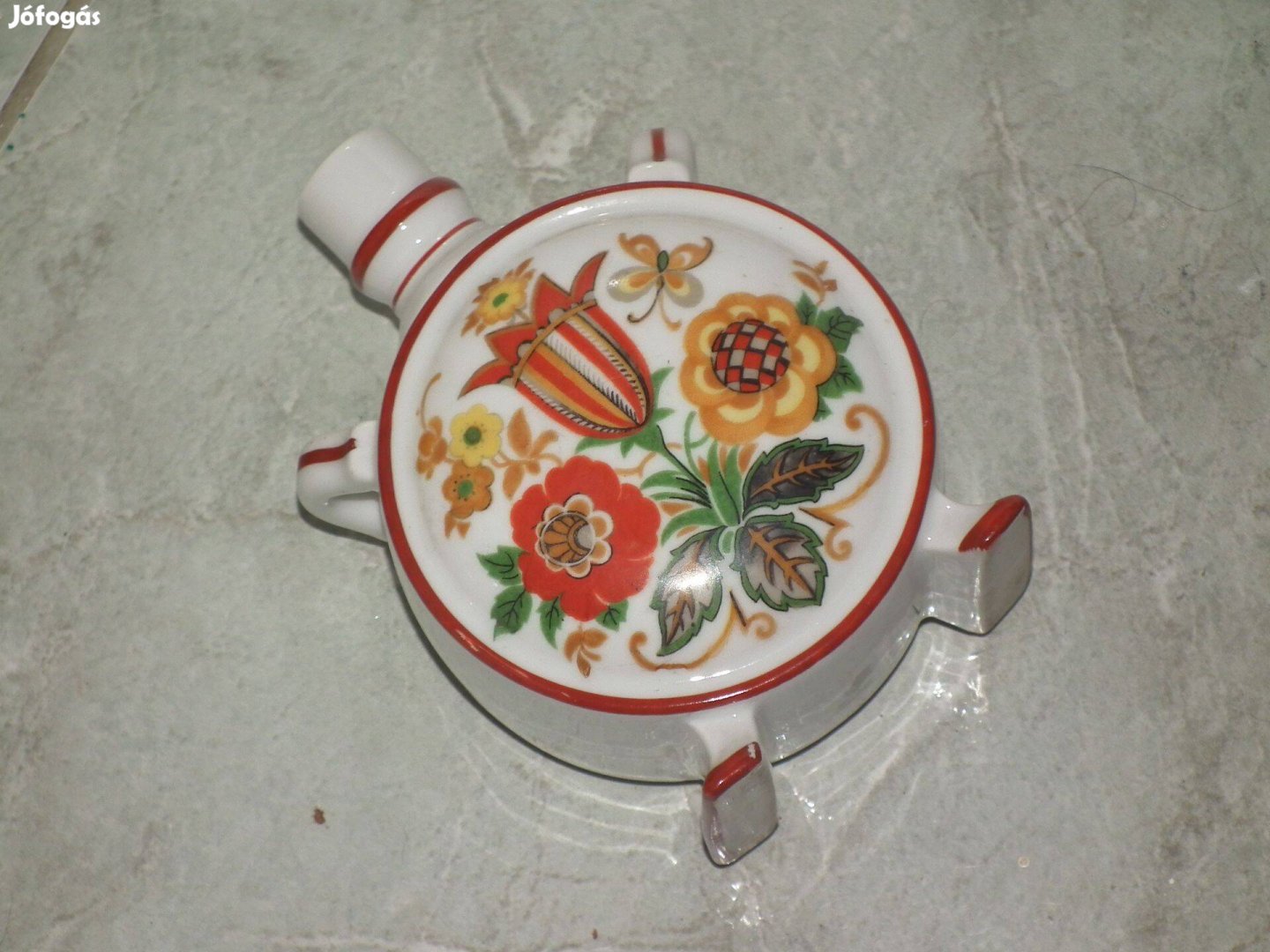 Párban Zsolnay porcelán kulacs 2 db. egyben