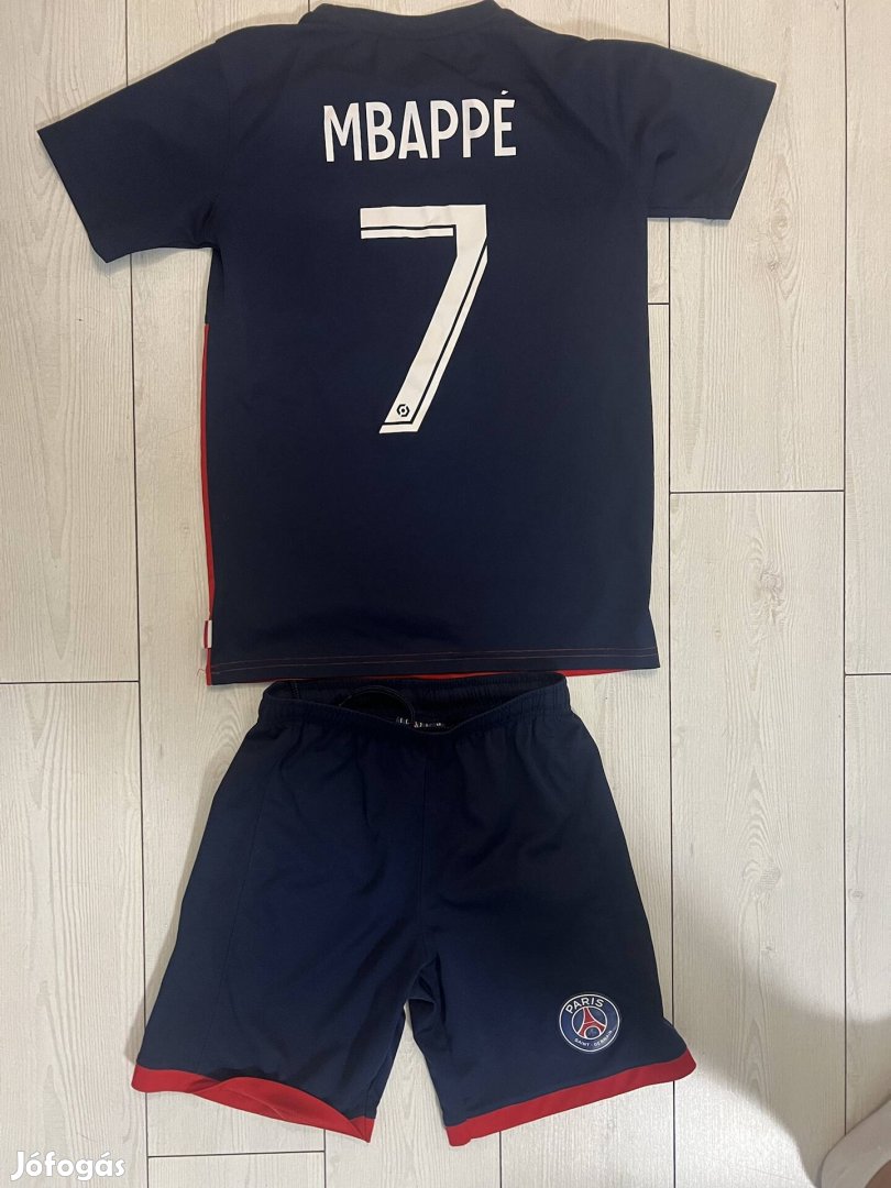 Paris Saint germain nadrág es polo 10eves fiúkra 