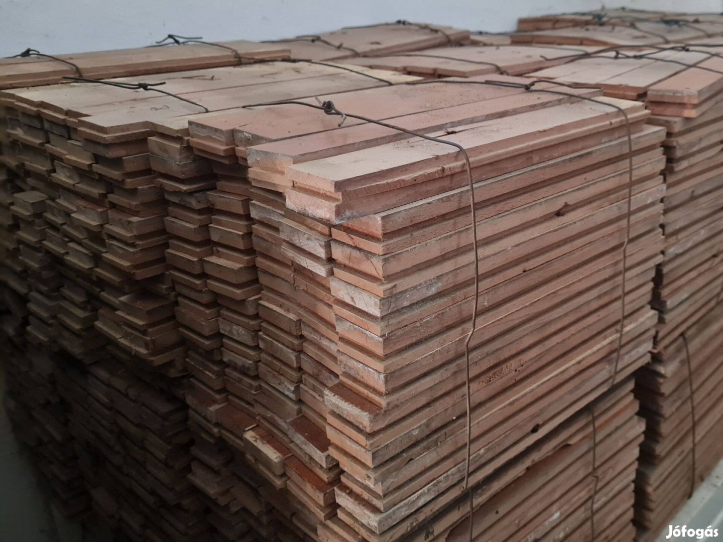 Parketta 31m2, 3000Ft/m2