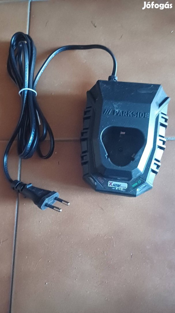 Parkside 12V akkumulátor töltő. újszerű 