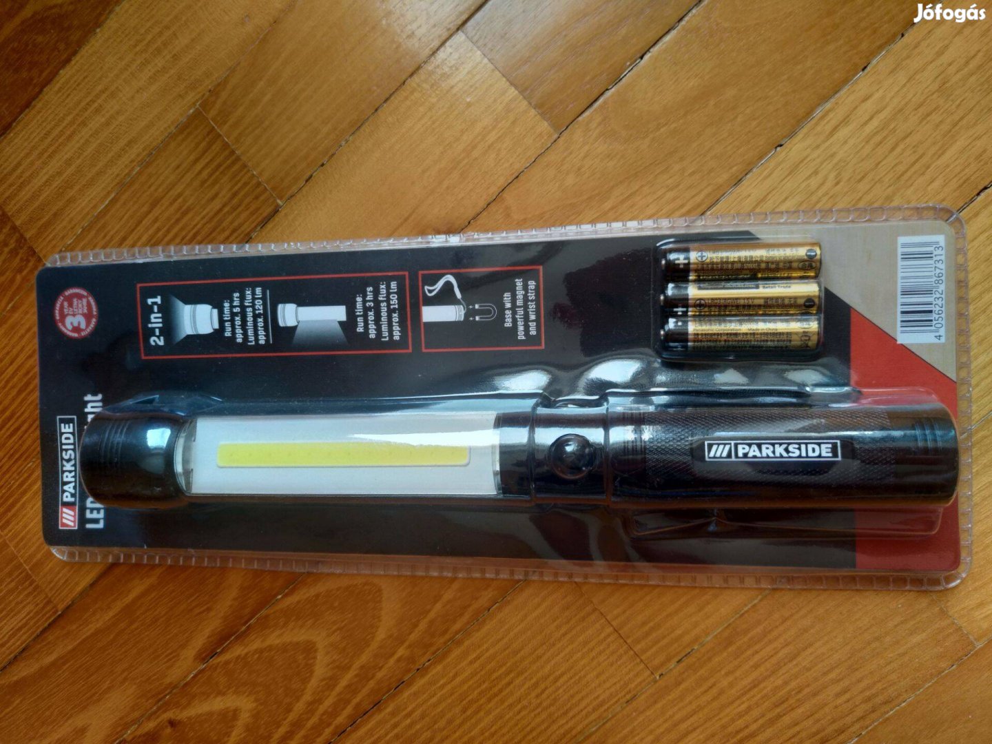 Parkside LED-es alumínium elemlámpa, 3 db AAA micro ceruza elemmel
