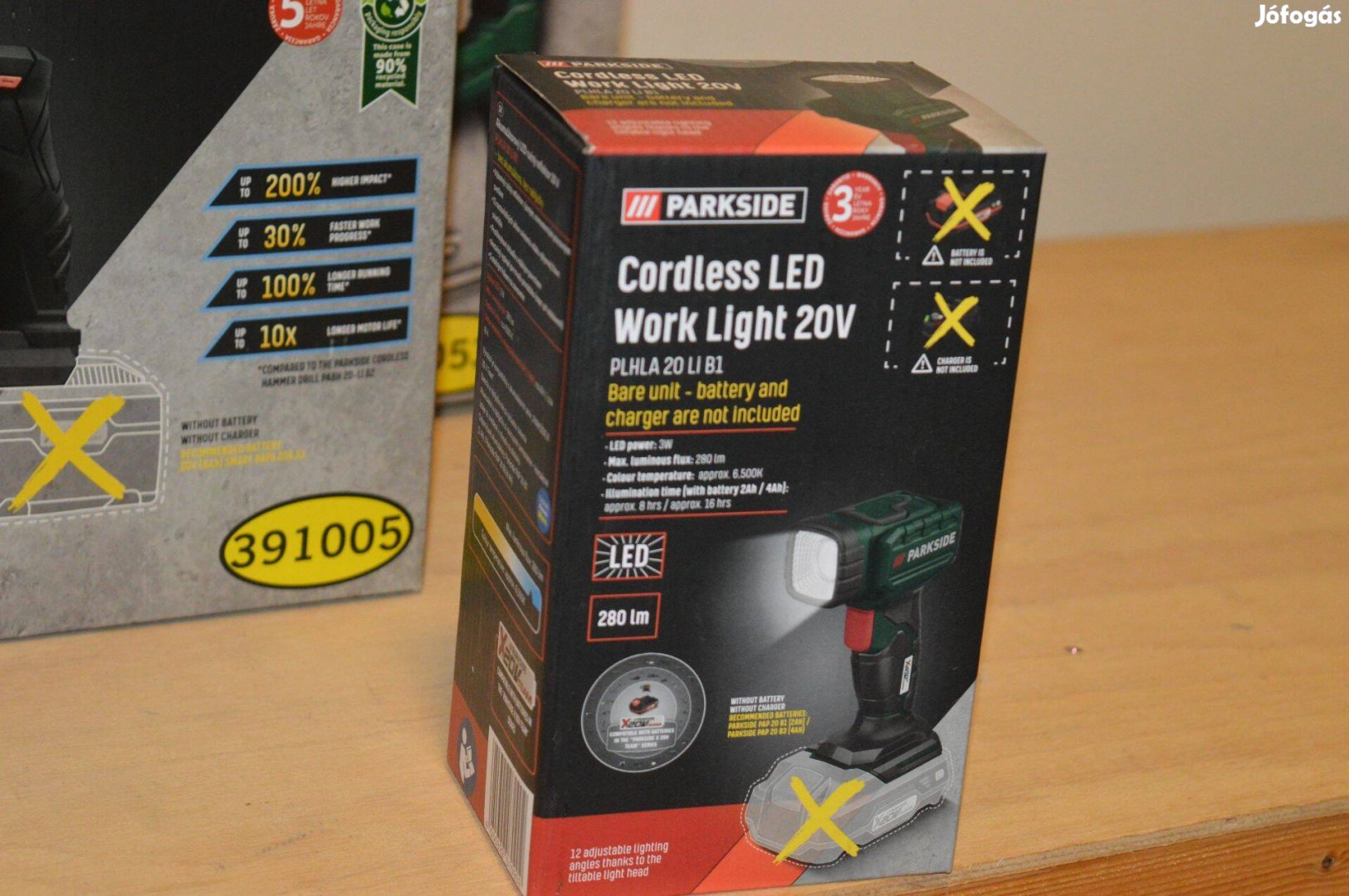 Parkside PAA 20 USB töltő-adater és LED lámpa