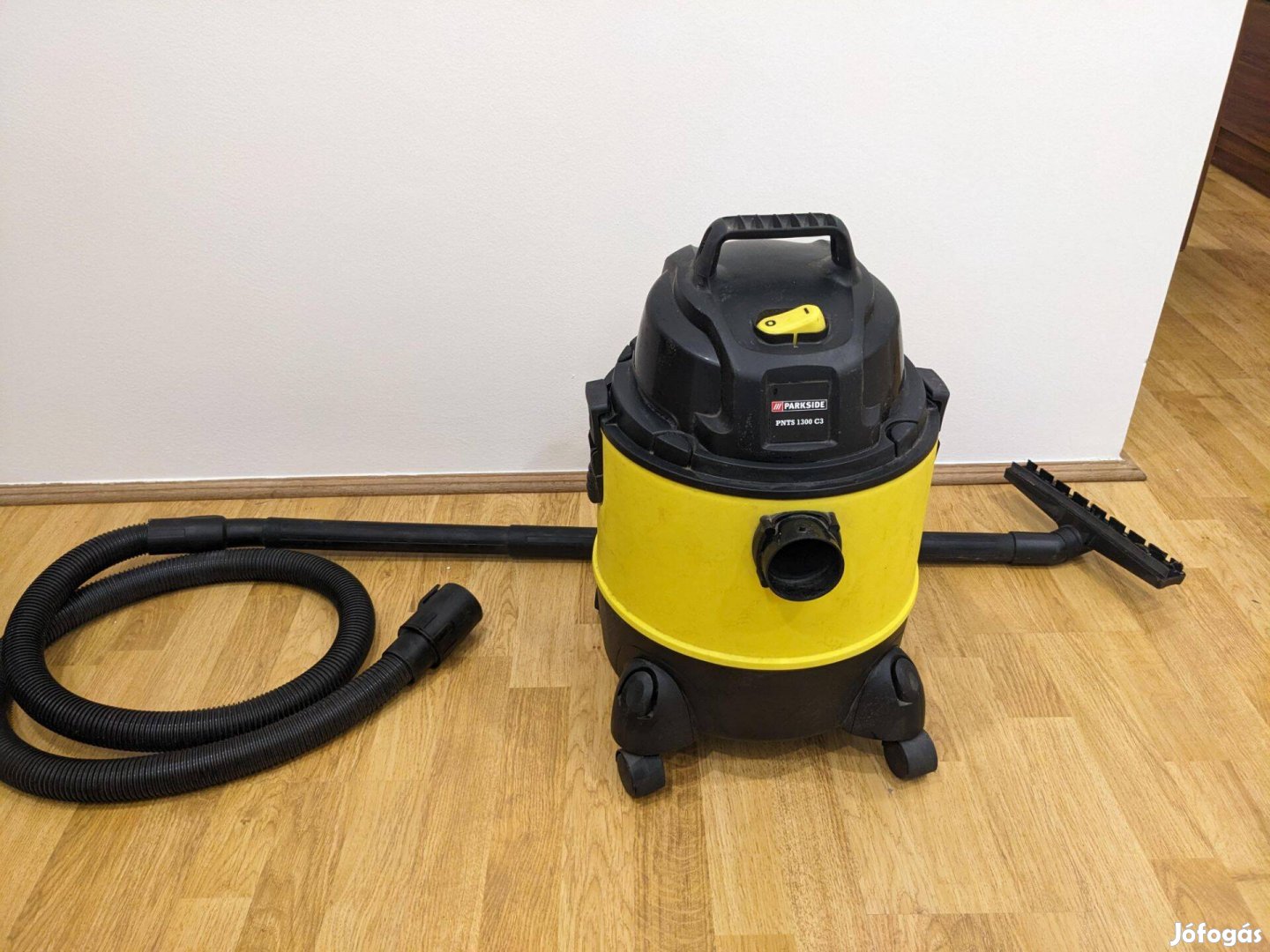 Parkside Pnts 1300 C3 száraz, nedves takarítógép