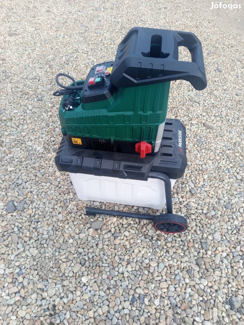 Parkside Pwh 2800 C3 hengerkéses ágaprító, gally daráló,