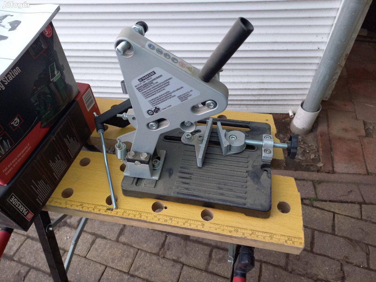 Parkside sarokcsiszoló állvány