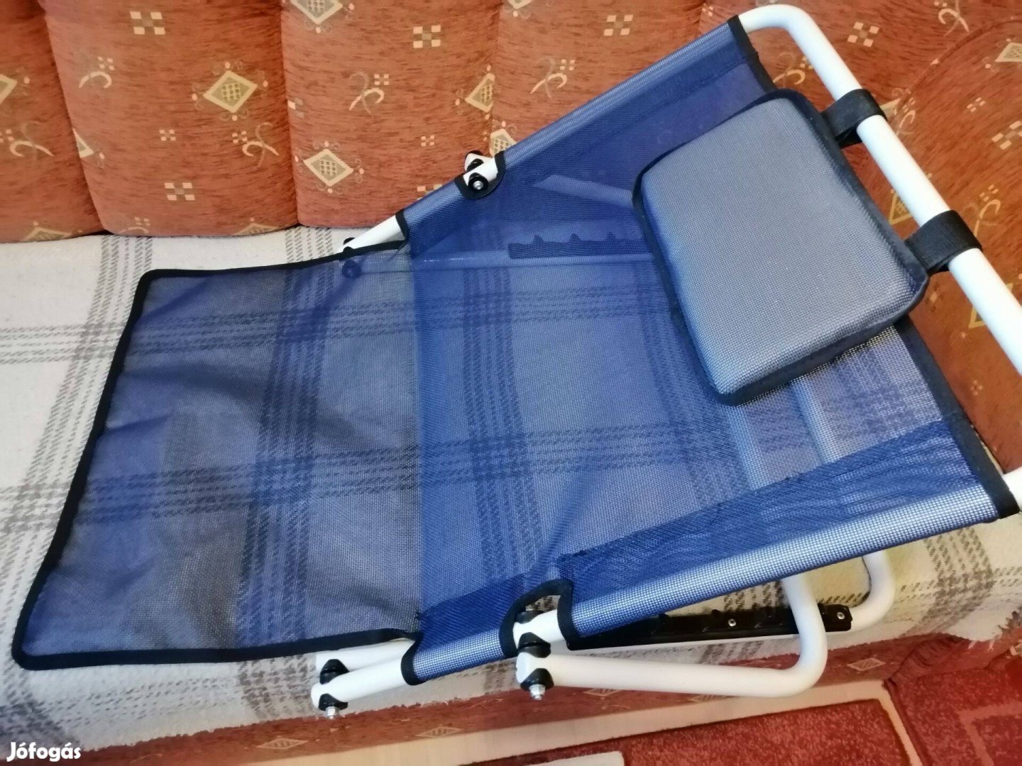 Párnaemelő Állítható