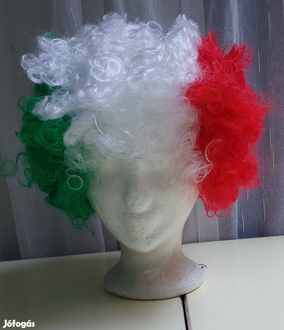 Paróka szurkoló göndör paróka