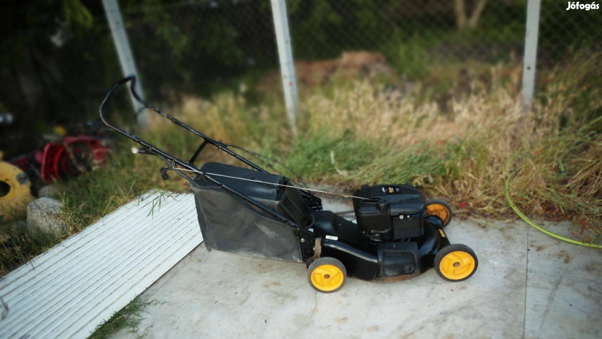 Partner P53 önjáró, önindítós fűnyíró (szervizelve, briggs)