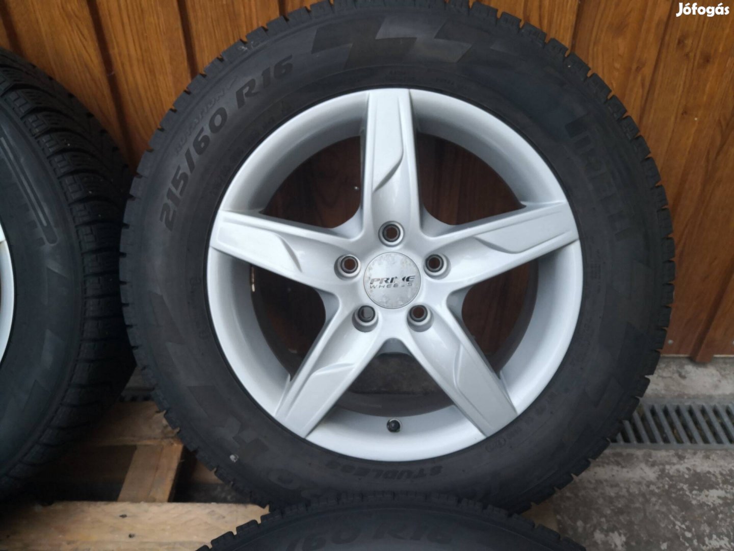 Passat, Superb, T4 16-os télikerék.