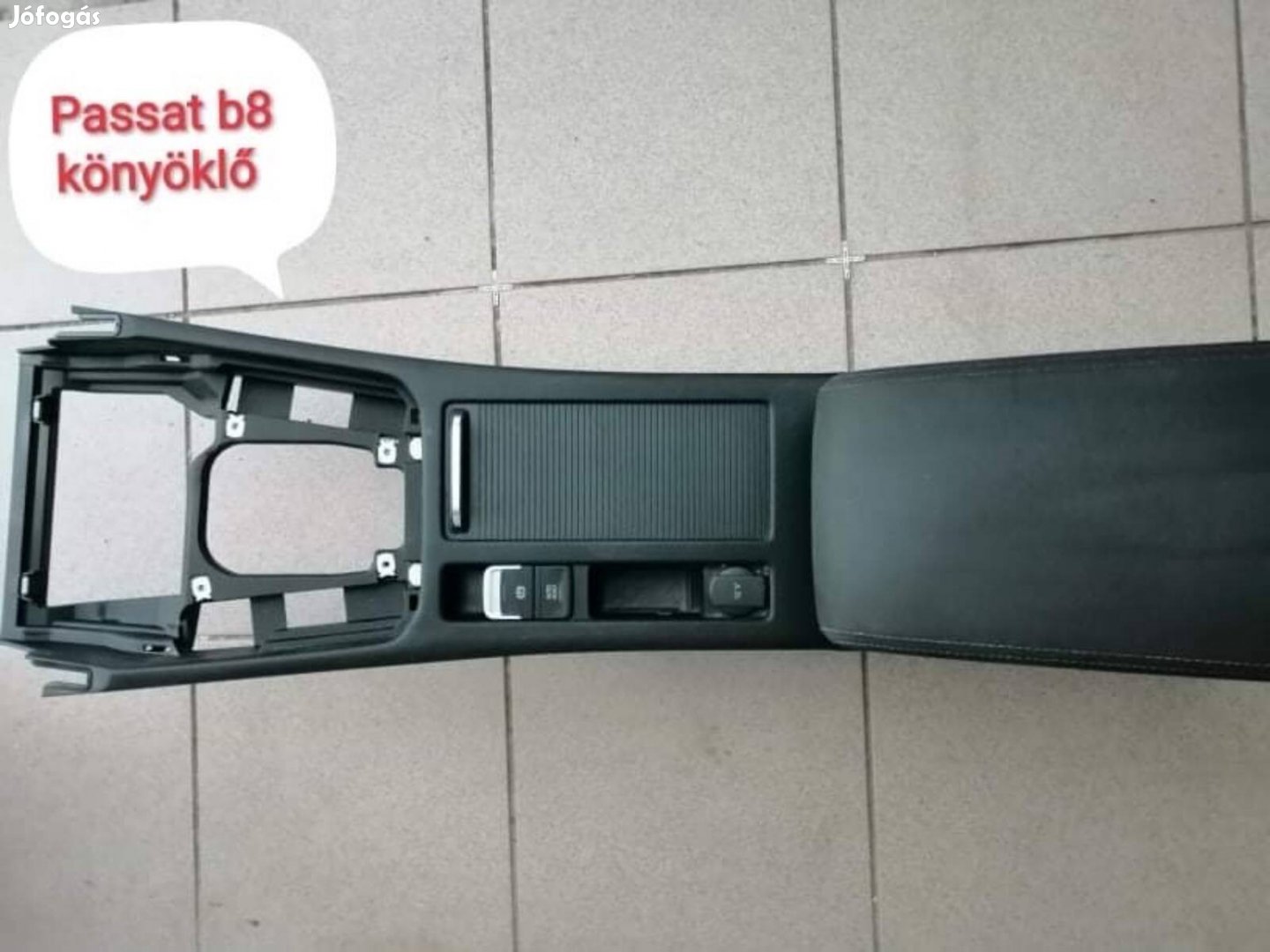 Passat b8 könyöklő eladó