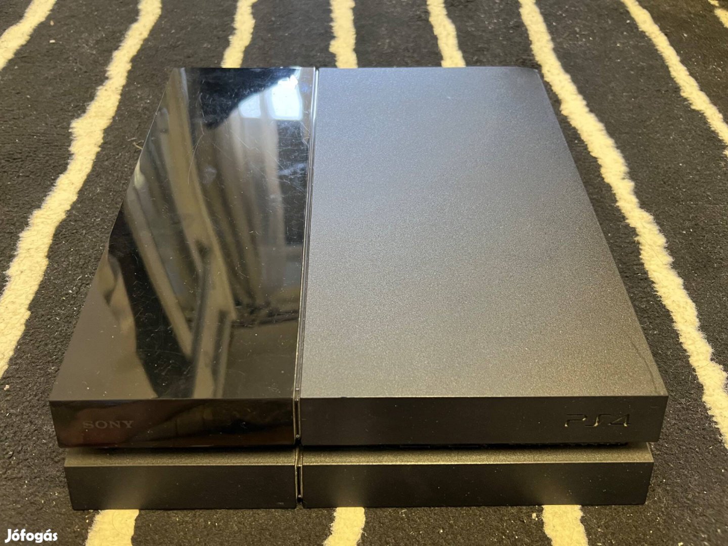 Pasztázott Playstation 4 500GB Controller Nélkül