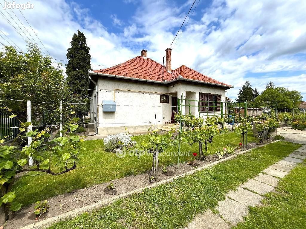 Pásztói eladó 81 nm-es ház