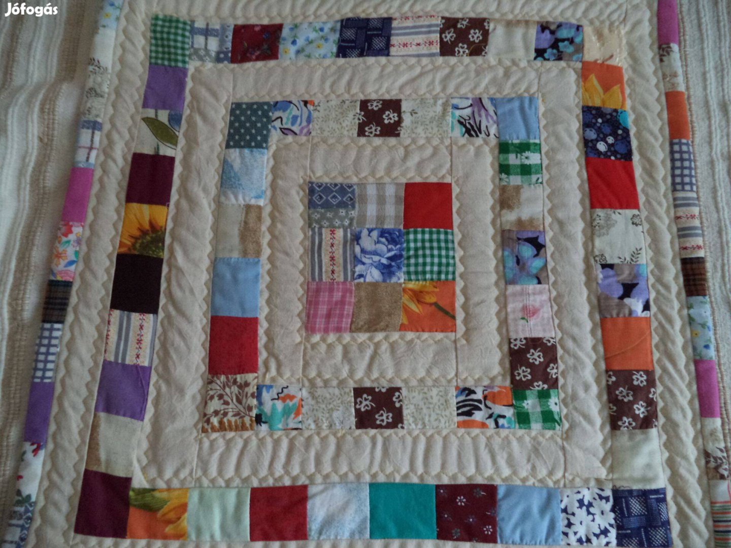 Patchwork, asztalközép mozaik mintás