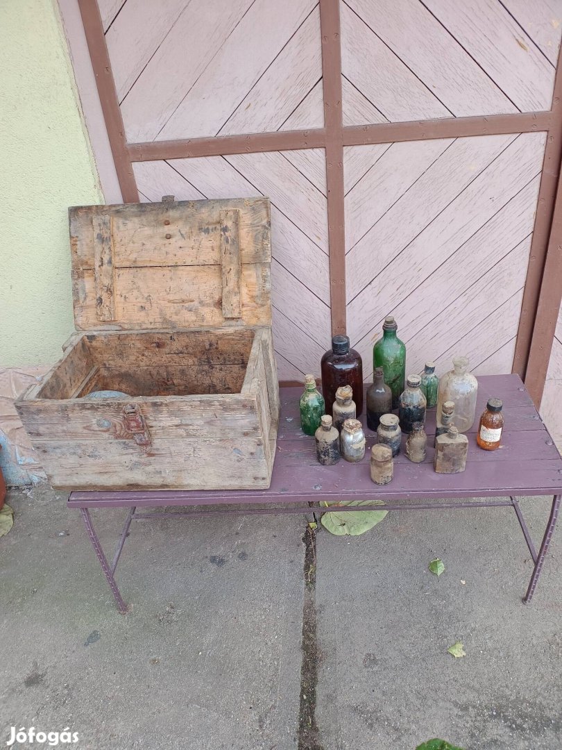 Patika üveg, gyógyszertári üveg láda