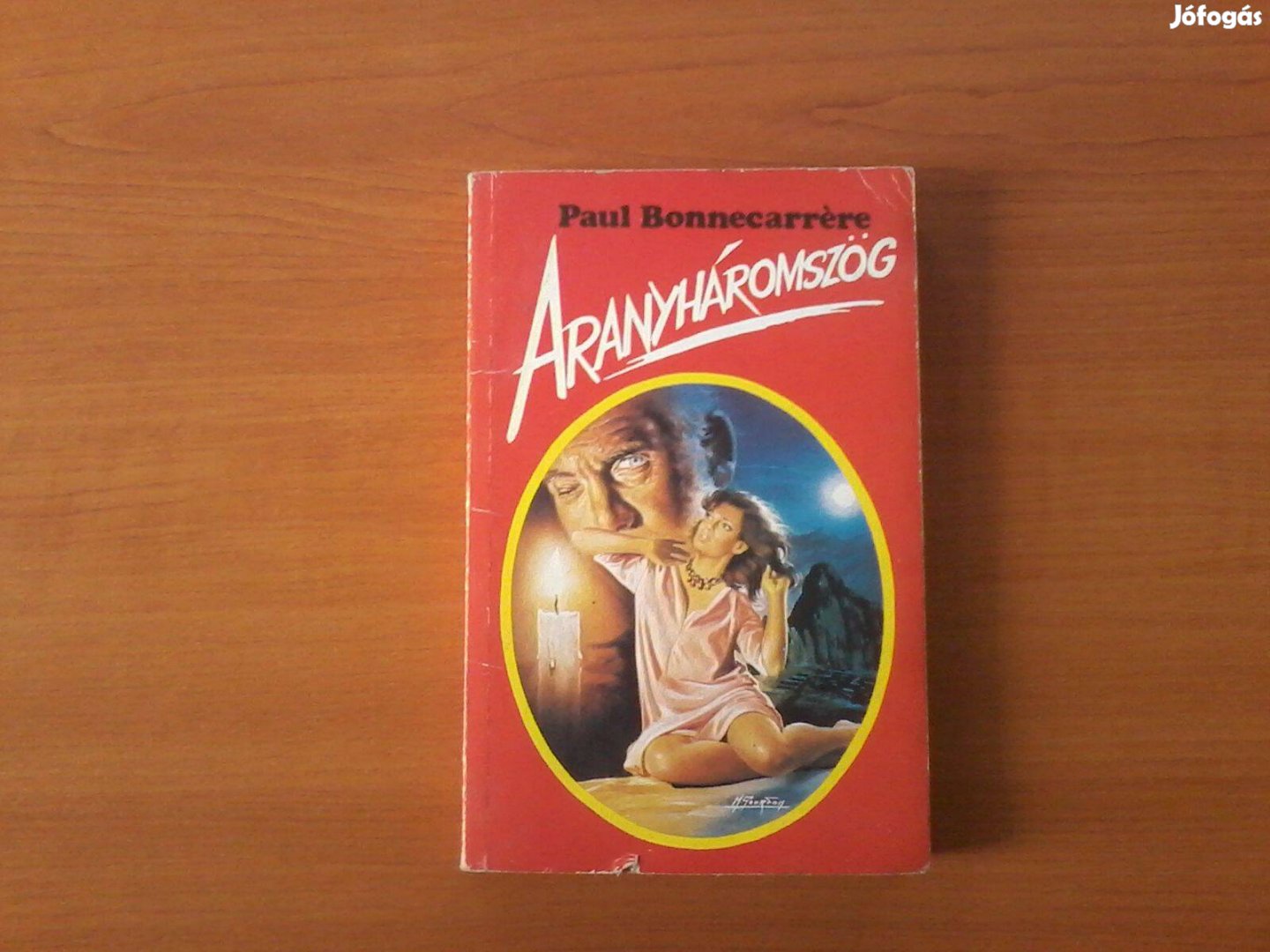 Paul Bonnecarrere: Aranyháromszög