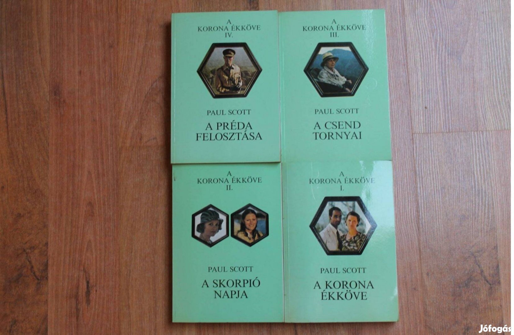 Paul Scott - A korona ékköve I-IV