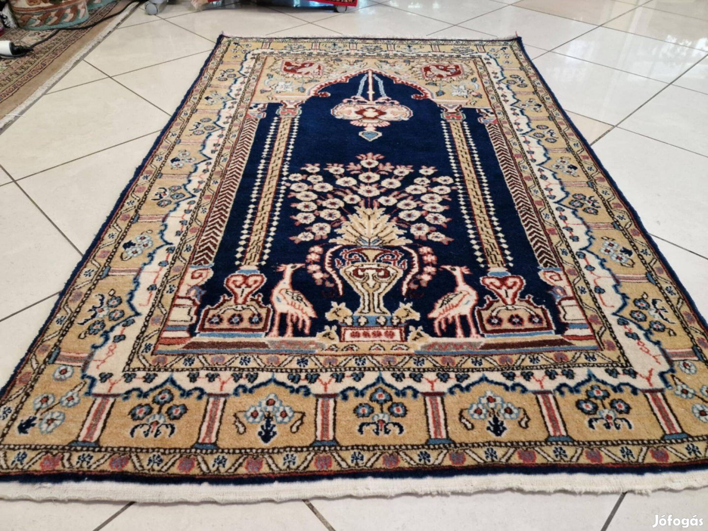 Páva motívumos iráni tabriz 106x160 kézi gyapjú perzsa