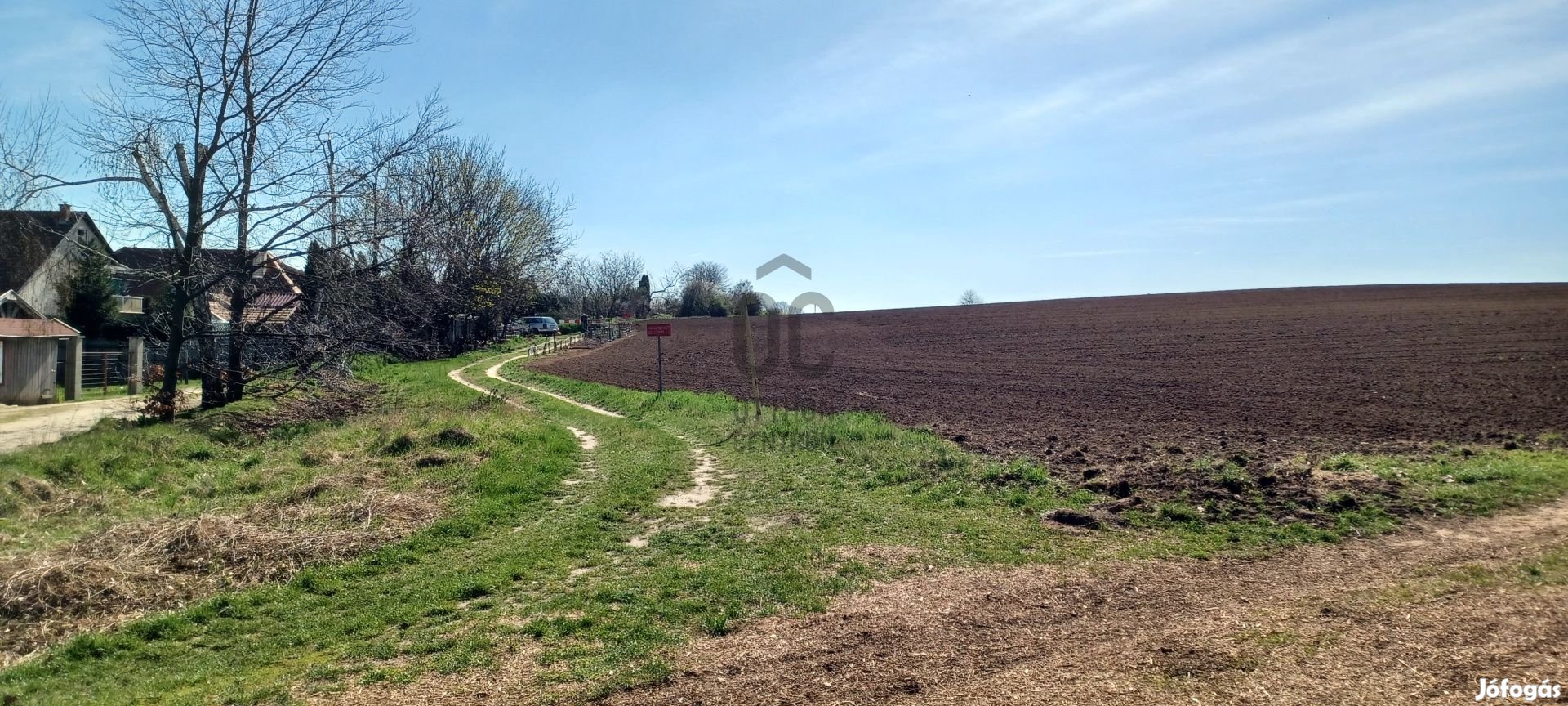 Péceli eladó telek