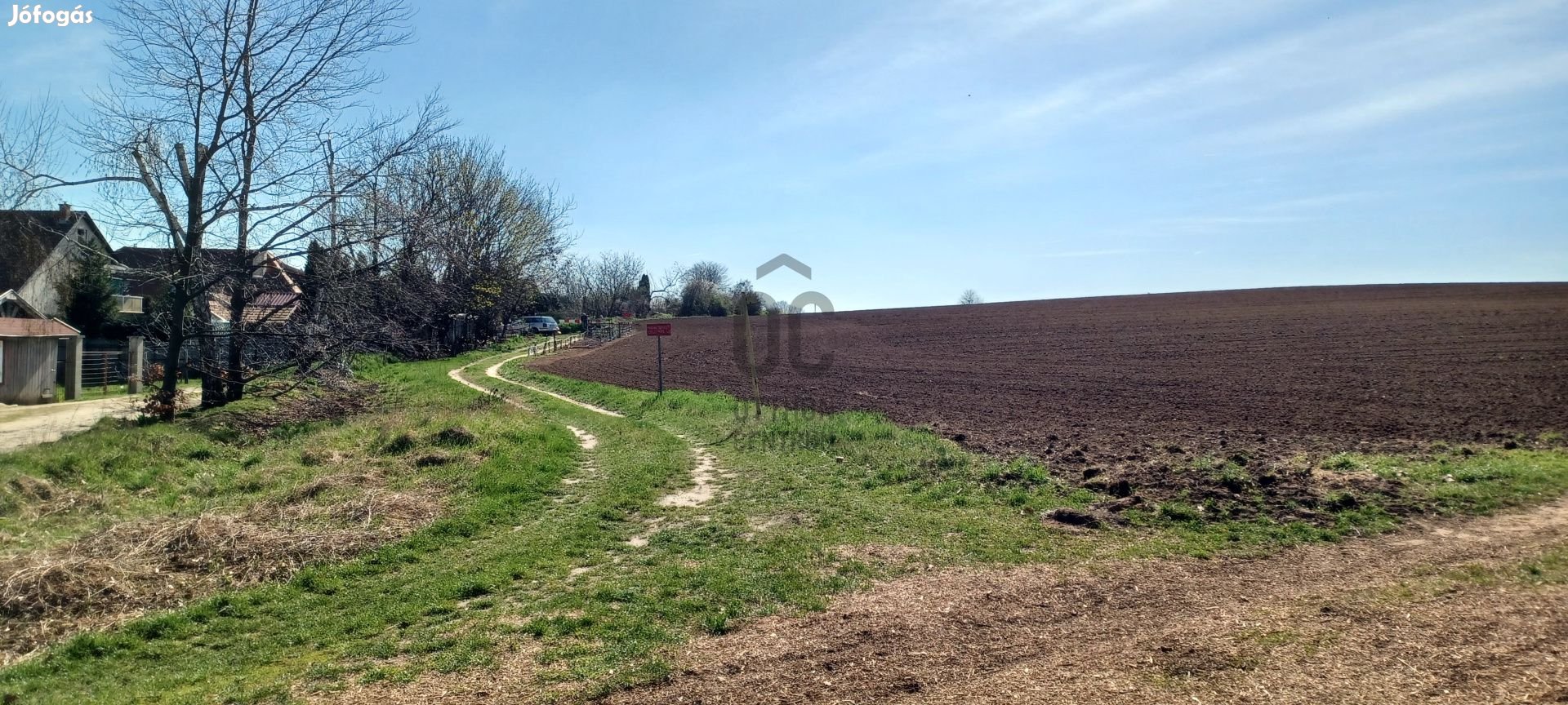 Péceli eladó telek