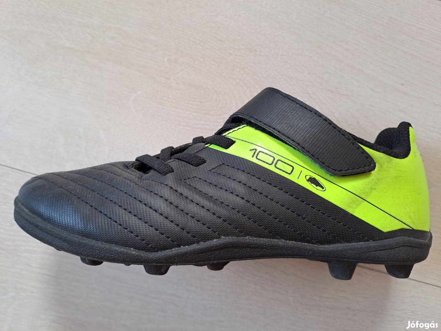 Pécs Decathlon Kipsta foci futball cipő 34-es stoplis fiú