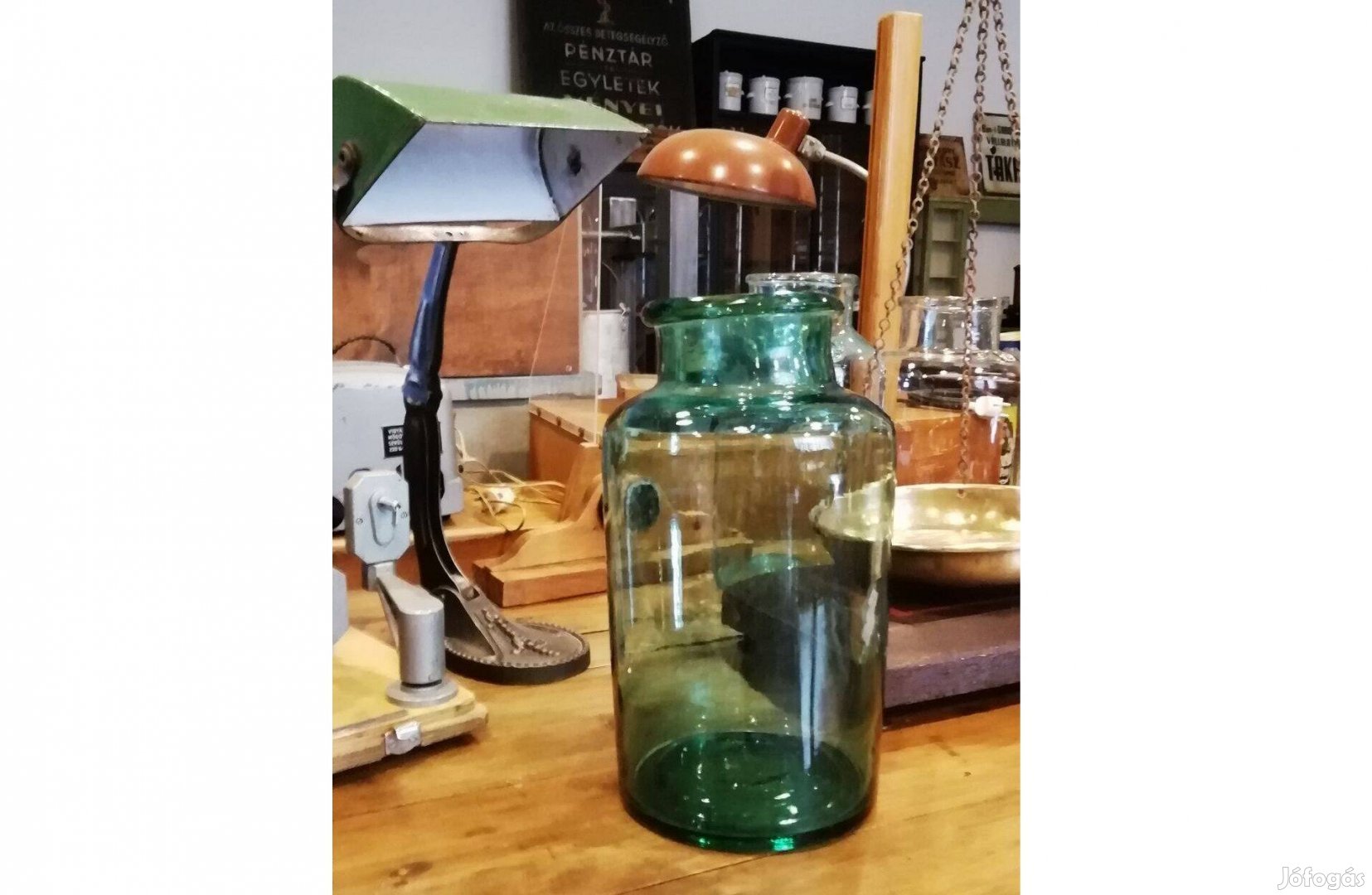 Pecsétes huta üveg, zöld színű szakított üveg, 5 literes
