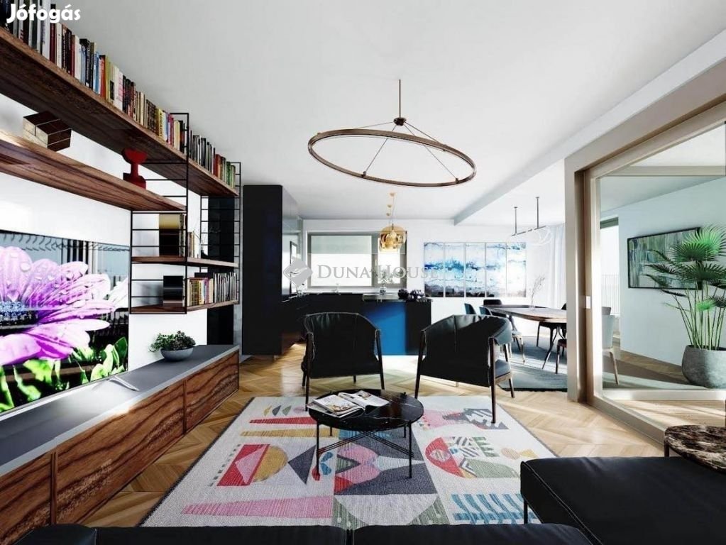 Pécsi 143 nm-es lakás eladó