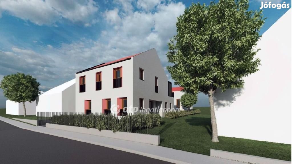 Pécsi eladó 91 nm-es lakás