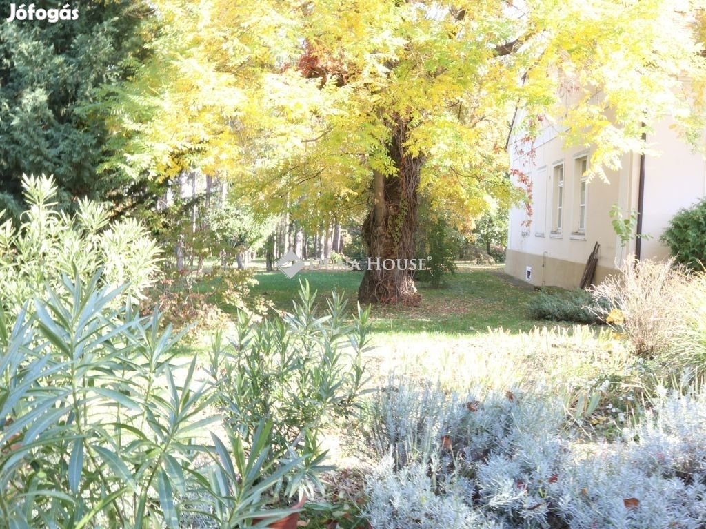 Pécsváradi 618 nm-es ház eladó