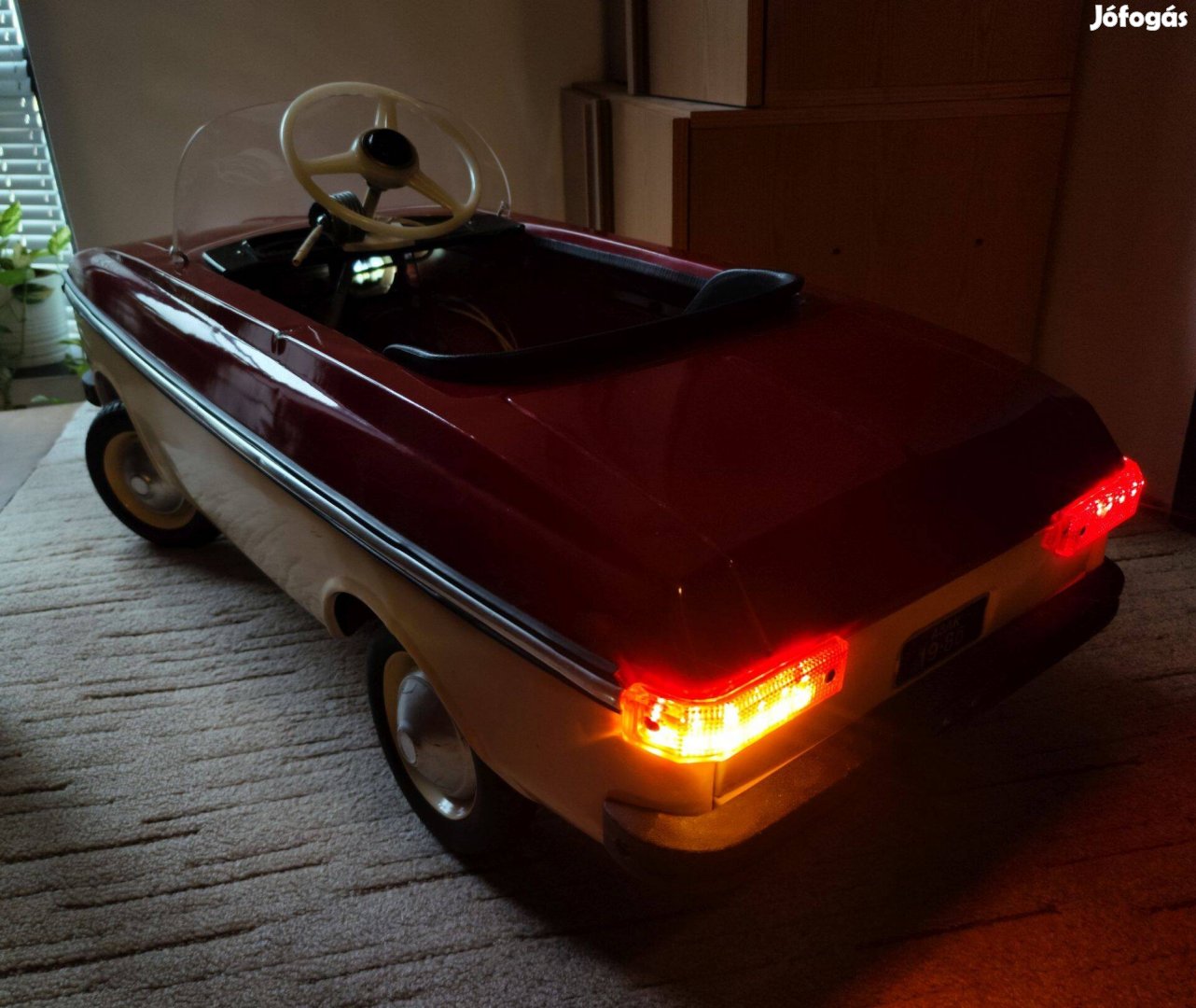 Pedálos Moszkvics lámpával, indexszel