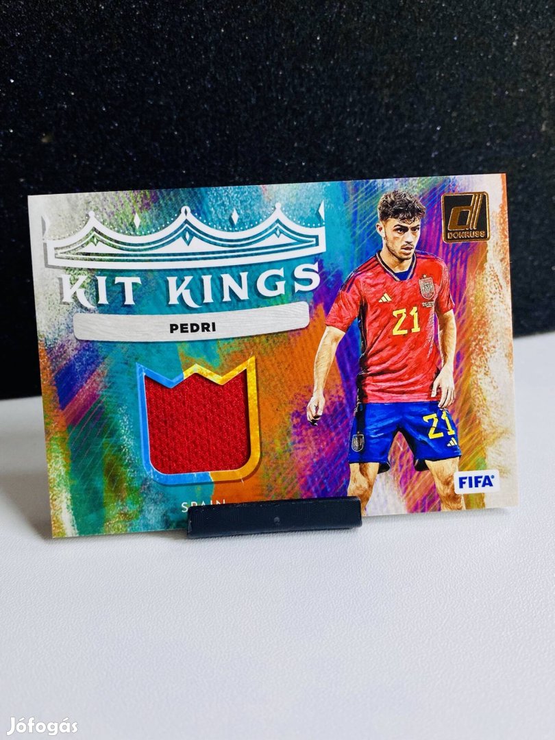 Pedri Kit Kings mezdarabos relic card kártya