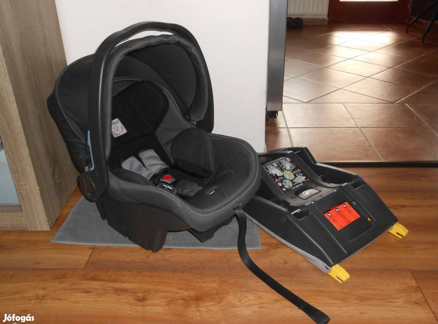 Peg Perego Primo Viaggio SL babahordozó 0-13 kg+isofix talp