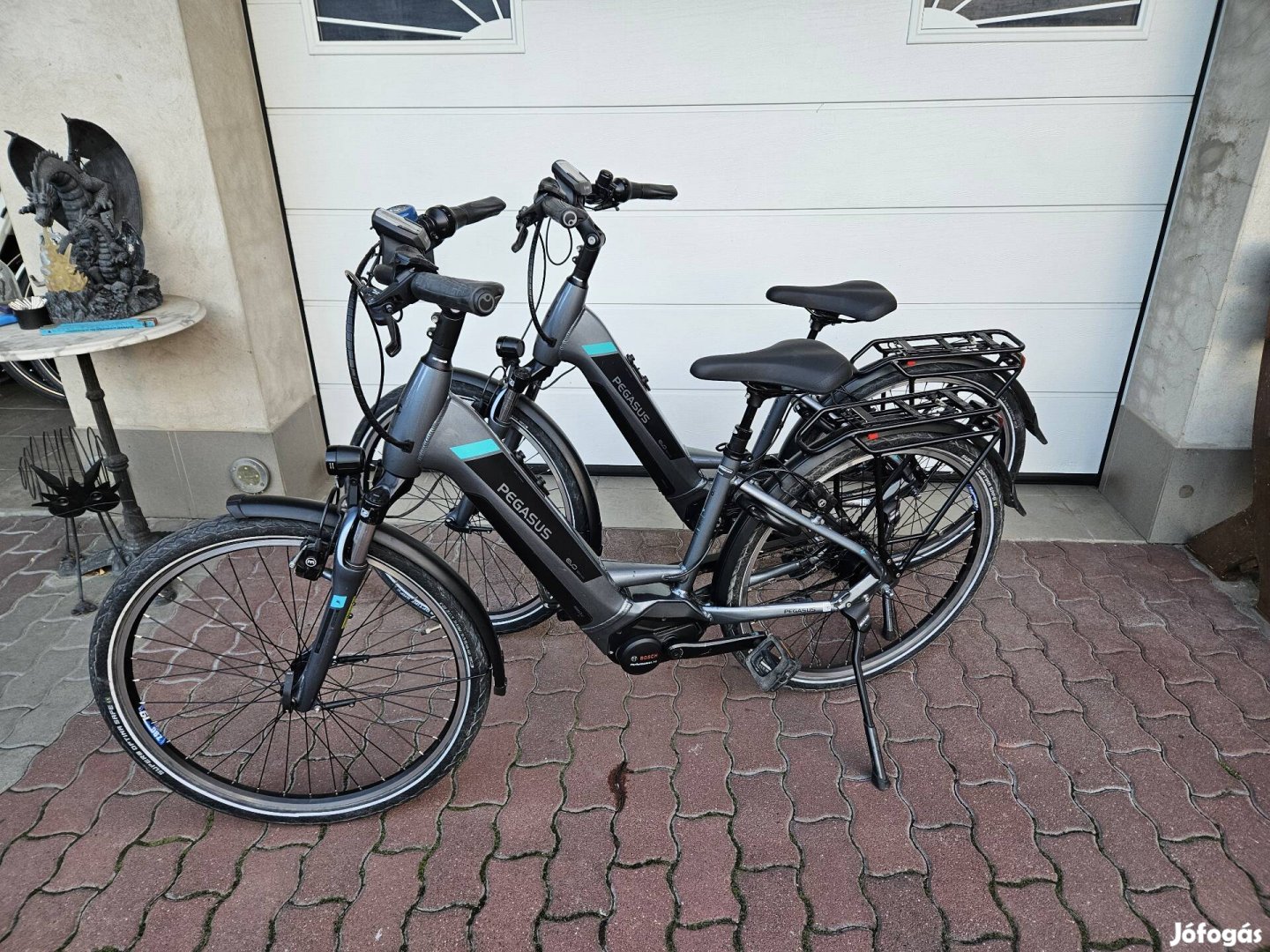 Pegasus 26-os Bosch e bike elektromos kerékpár 2 db