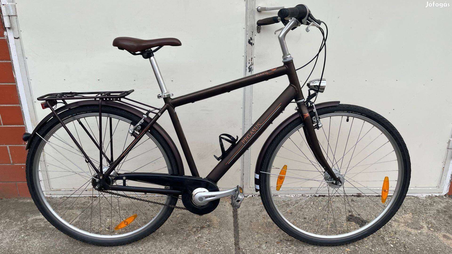 Pegasus 28 aluvázas bicaj, 7 seb. Shimano Nexus agyváltó,