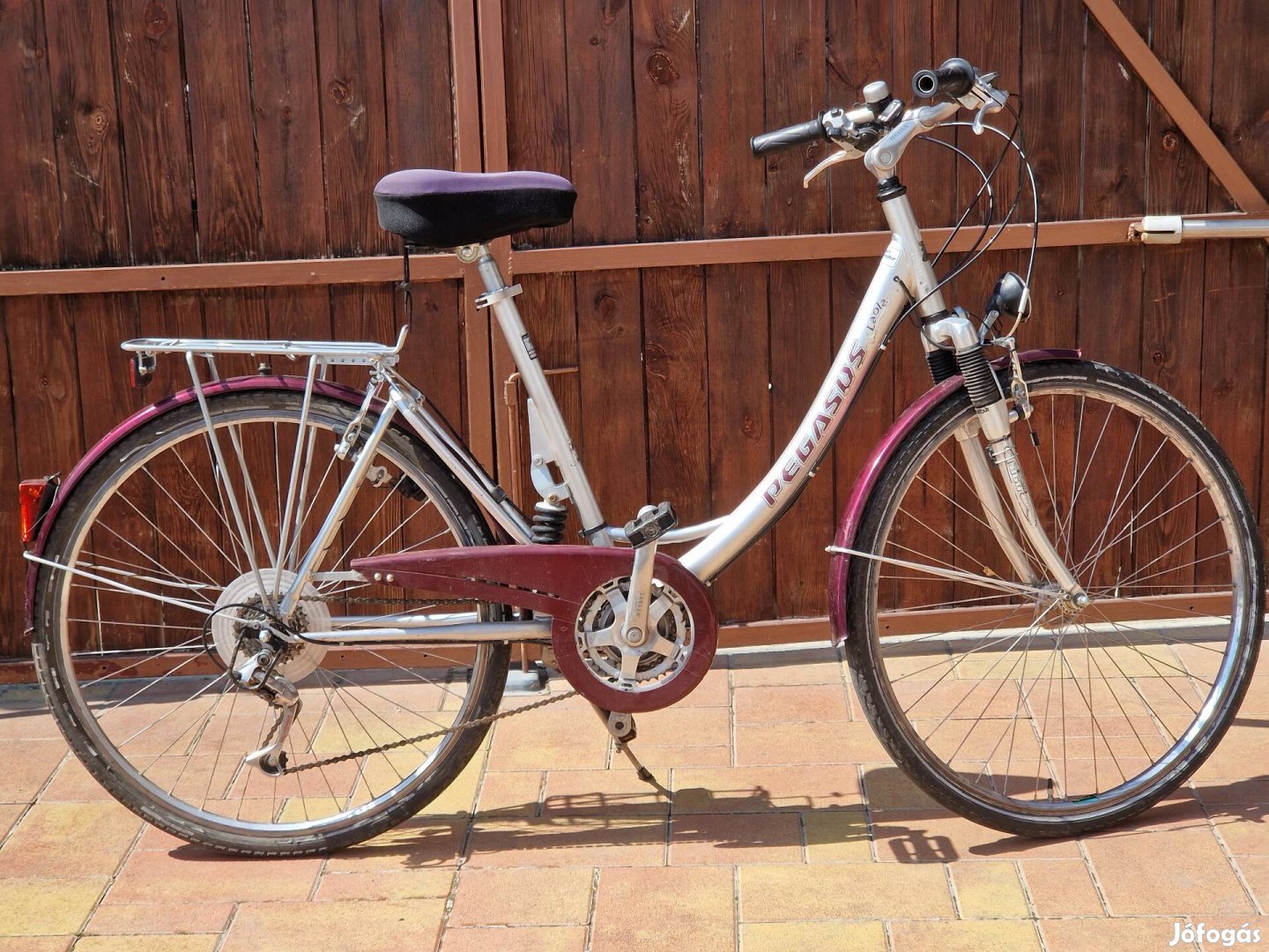 Pegasus 28" női kerékpár. 