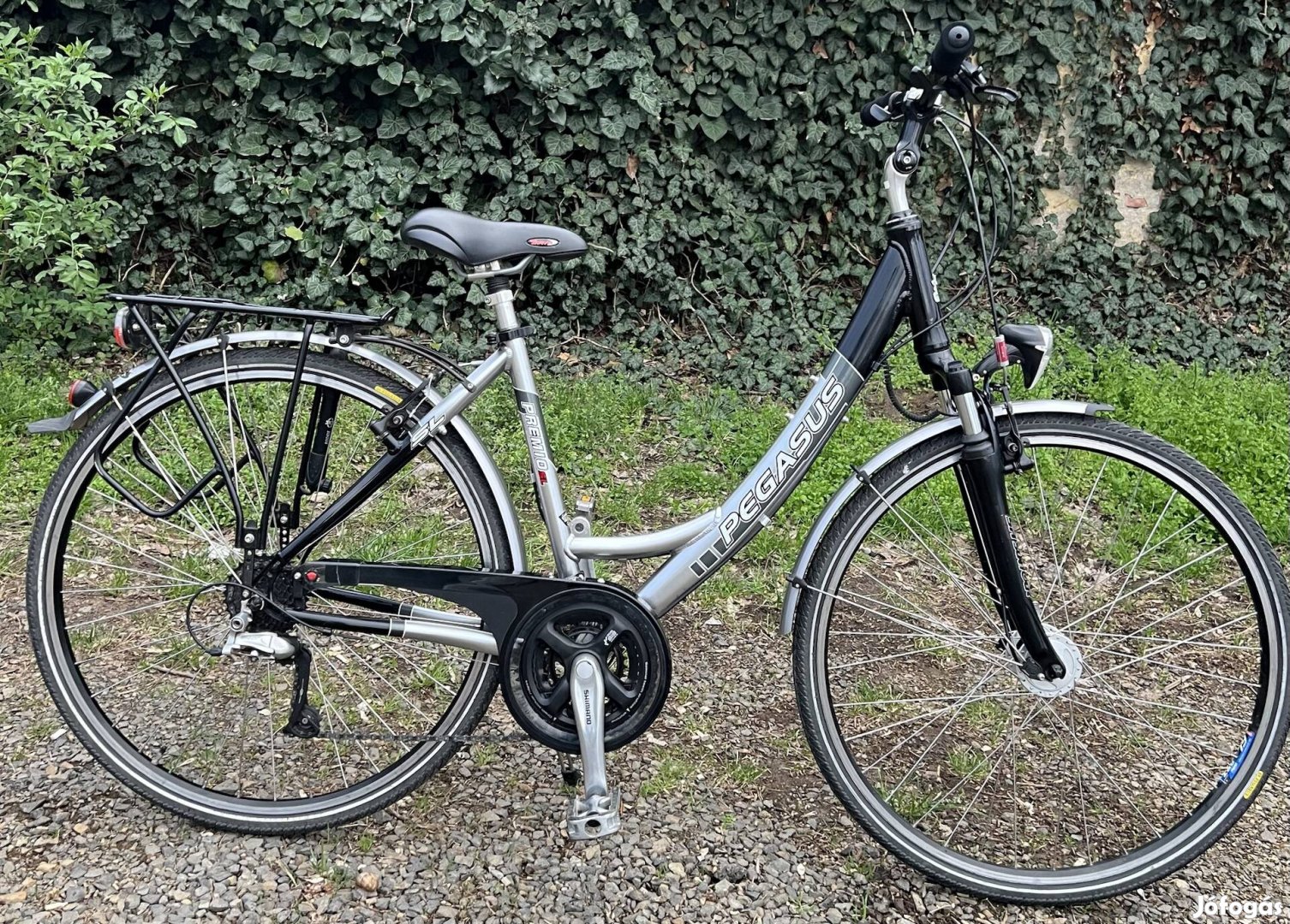 Pegasus Premio 28" Mélyvázas kerékpár kifogástalan állapotban XT váltó
