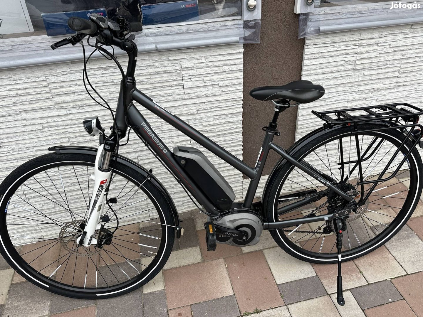 Pegasus Trekking Elektromos Kerékpar ( 2739KM) 