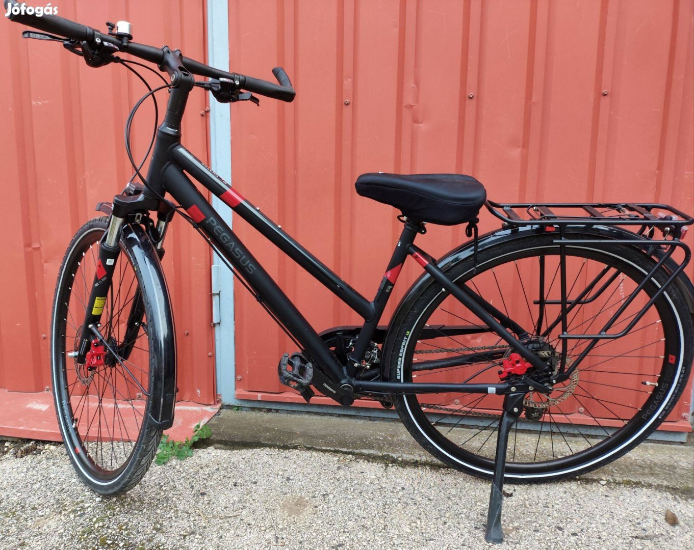 Pegasus trekking kerékpár