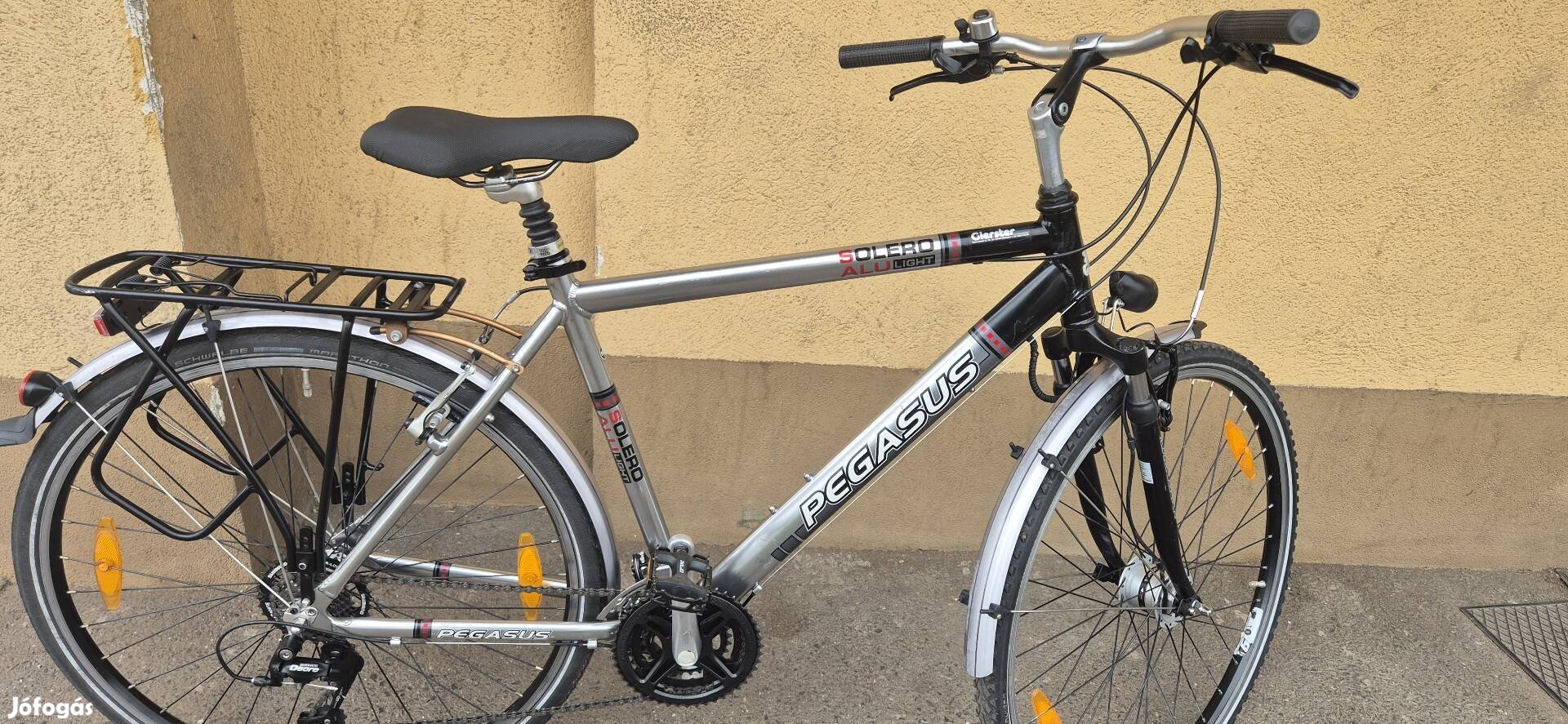 Pegazus 28 agydinamós Trekking kerékpár eladó!