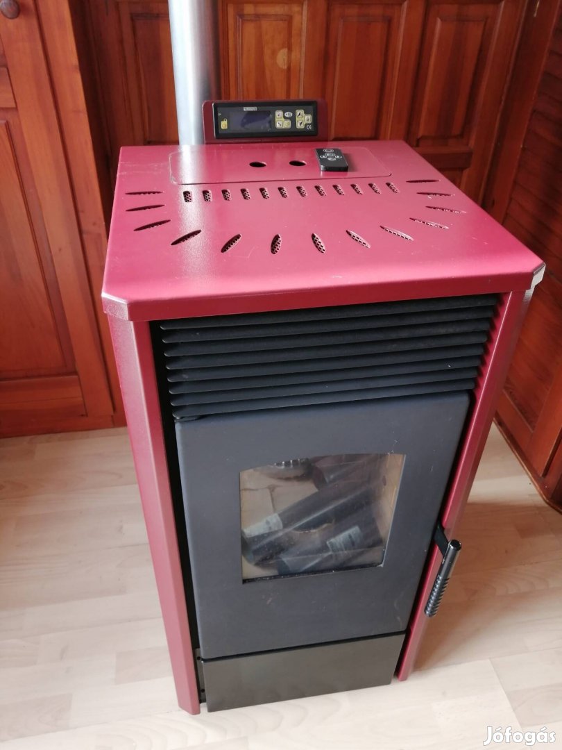 Pellet kandalló 7,2Kw