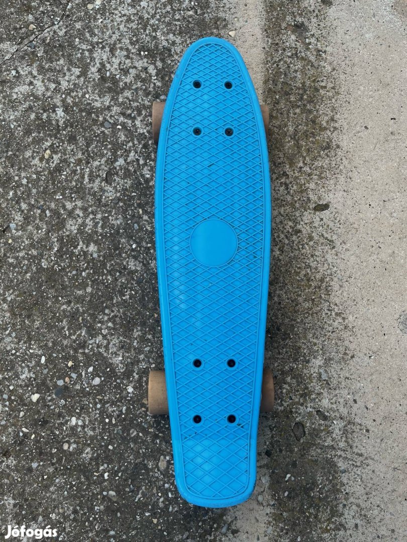 Pennyboard gördeszka