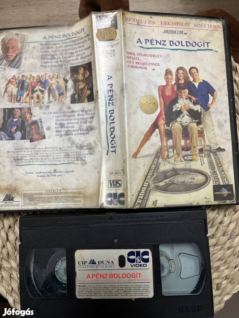 Pénz boldogit vhs 